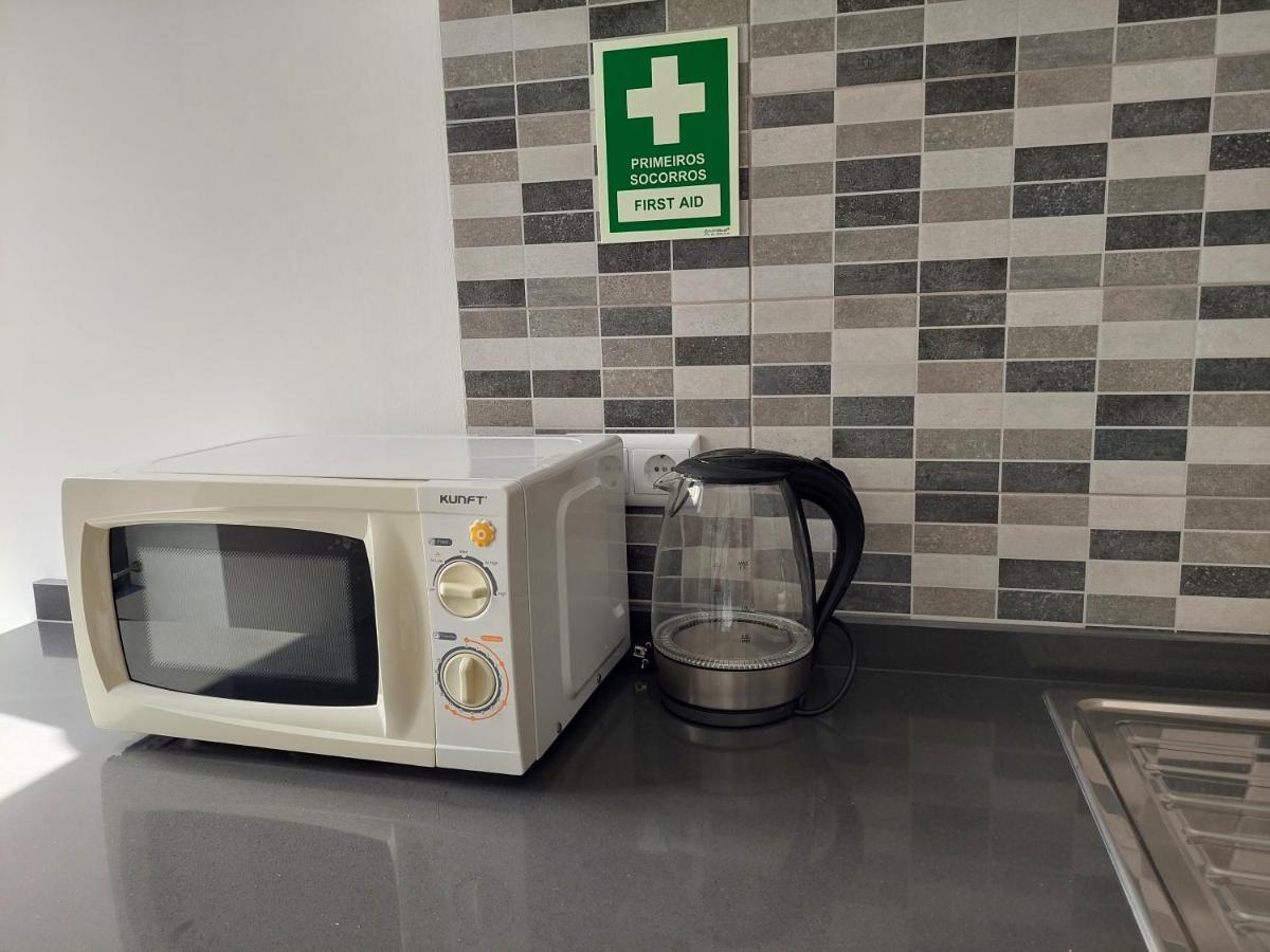 Casa Amarela: Conforto E Localizacao Perfeita! Faro Kültér fotó