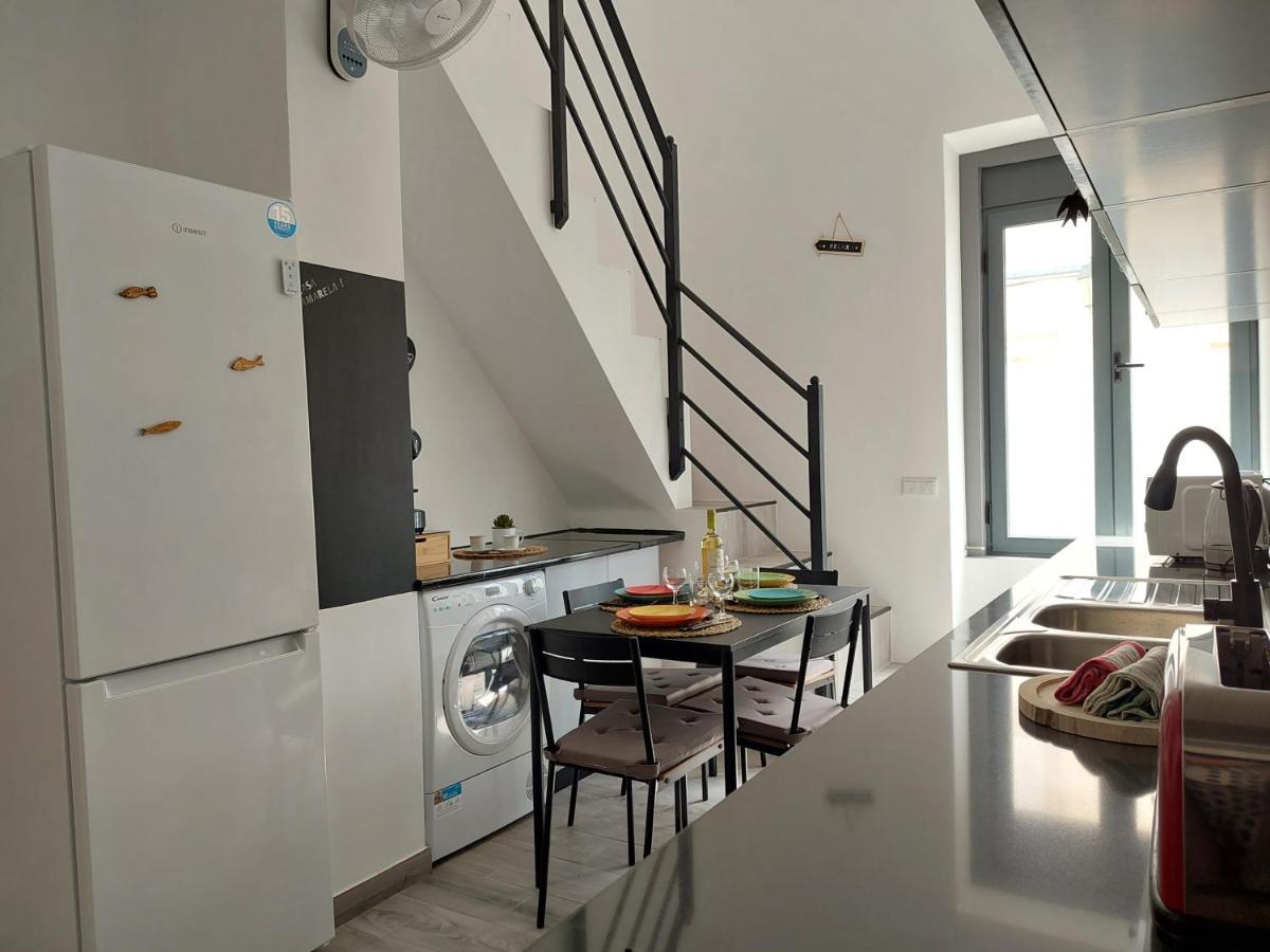 Casa Amarela: Conforto E Localizacao Perfeita! Faro Kültér fotó