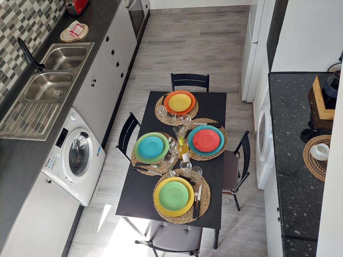 Casa Amarela: Conforto E Localizacao Perfeita! Faro Kültér fotó